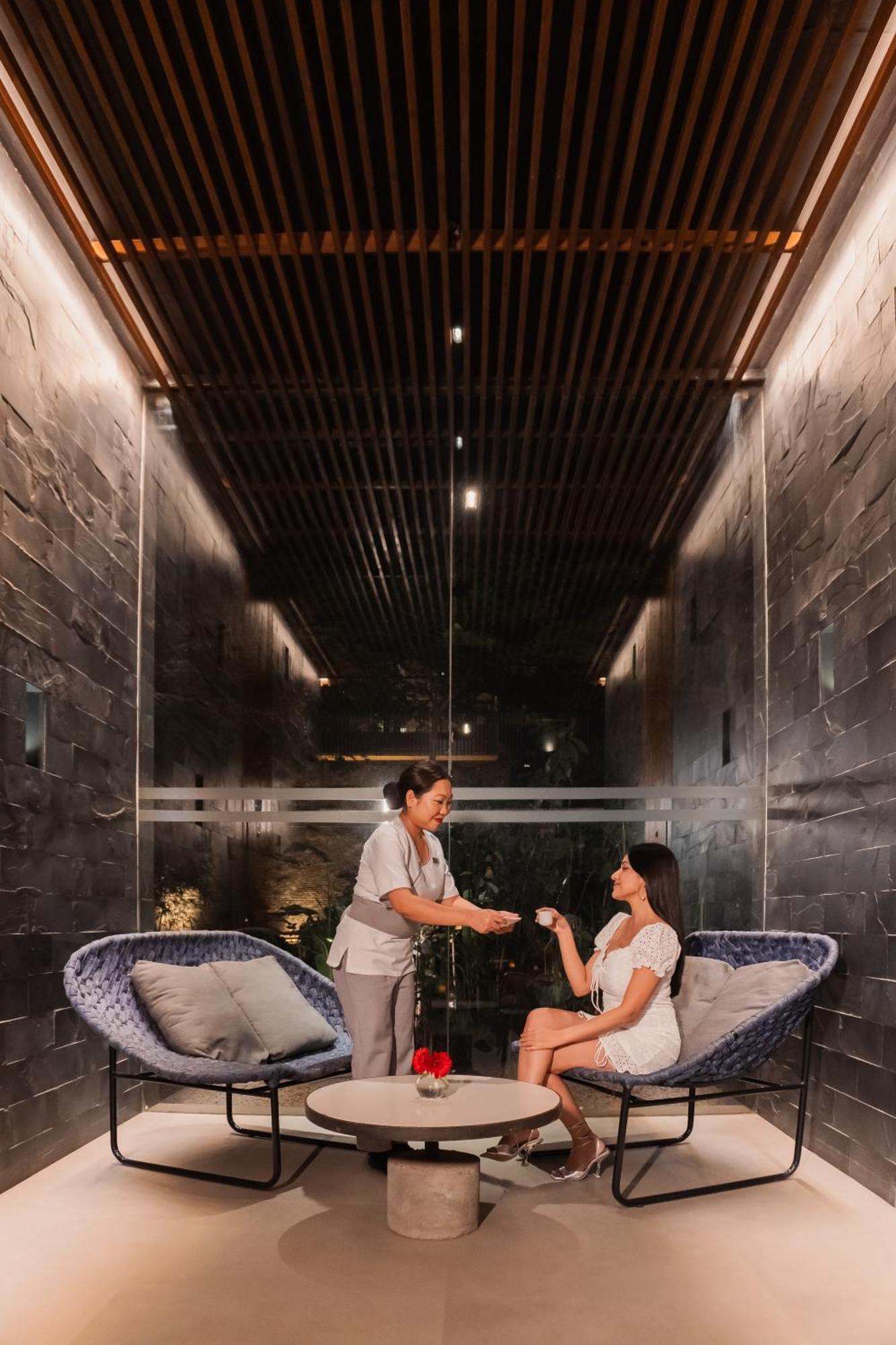 Radisson Resort And Spa Lonavala Buitenkant foto Spa at The Westin Maldives